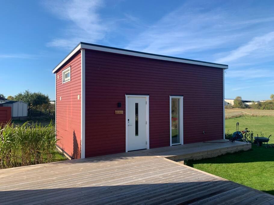 Your Own 30Sqm House With Kitchen, Sauna And Loft. Malmo Bagian luar foto
